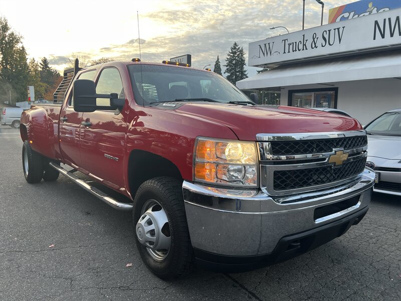 2014 Chevrolet Silverado 3500 Work Truck Vortec 6.0L Flex Fuel V8 322hp 380ft, 4X4, Bucket Seats, Running Boards, Bedliner, Tow Hitch. - Photo 2 - Milwaukie, OR 97267