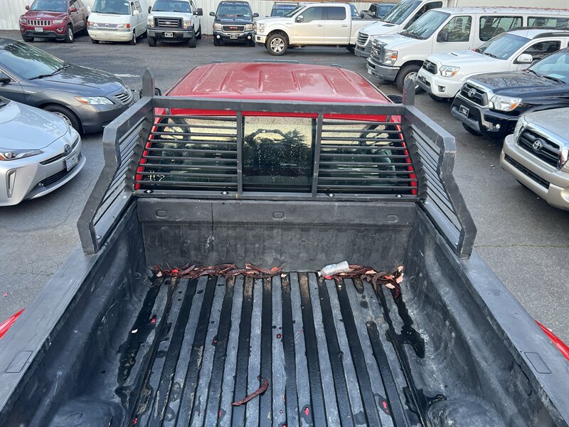 2014 Chevrolet Silverado 3500 Work Truck Vortec 6.0L Flex Fuel V8 322hp 380ft, 4X4, Bucket Seats, Running Boards, Bedliner, Tow Hitch. - Photo 28 - Milwaukie, OR 97267