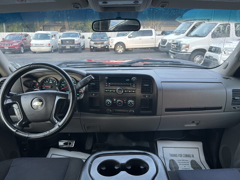 2014 Chevrolet Silverado 3500 Work Truck Vortec 6.0L Flex Fuel V8 322hp 380ft, 4X4, Bucket Seats, Running Boards, Bedliner, Tow Hitch. - Photo 16 - Milwaukie, OR 97267