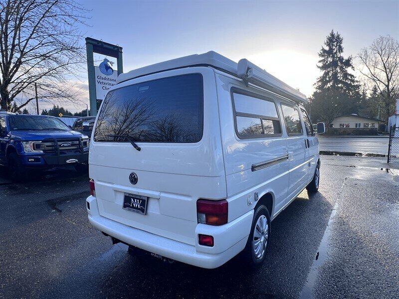 1997 Volkswagen EuroVan Campmobile 2L NA V6 single overhead cam (SOHC) 12V, Van Camper, VW Camper, Compact Camper, Cloth interior, Awning, Dinning tables, Sleeping Bed, Mini Fridge, Mobile shower - Photo 6 - Milwaukie, OR 97267