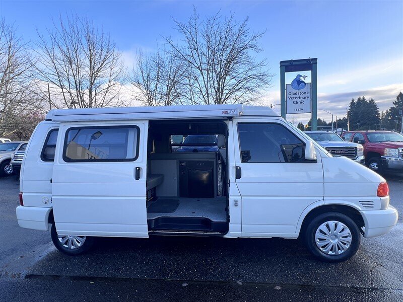 1997 Volkswagen EuroVan Campmobile 2L NA V6 single overhead cam (SOHC) 12V, Van Camper, VW Camper, Compact Camper, Cloth interior, Awning, Dinning tables, Sleeping Bed, Mini Fridge, Mobile shower - Photo 19 - Milwaukie, OR 97267