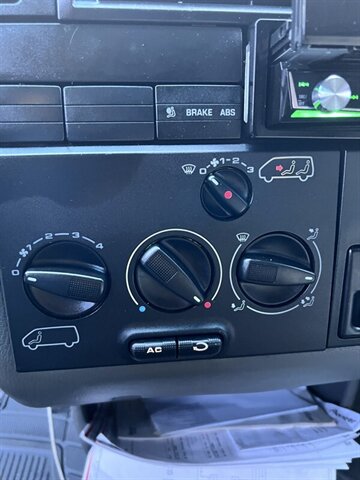 1997 Volkswagen EuroVan Campmobile 2L NA V6 single overhead cam (SOHC) 12V, Van Camper, VW Camper, Compact Camper, Cloth interior, Awning, Dinning tables, Sleeping Bed, Mini Fridge, Mobile shower - Photo 16 - Milwaukie, OR 97267