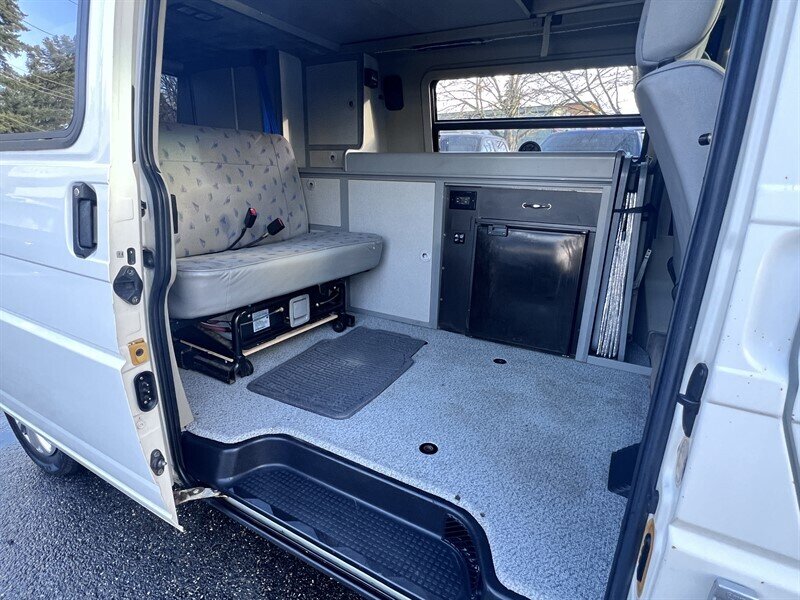 1997 Volkswagen EuroVan Campmobile 2L NA V6 single overhead cam (SOHC) 12V, Van Camper, VW Camper, Compact Camper, Cloth interior, Awning, Dinning tables, Sleeping Bed, Mini Fridge, Mobile shower - Photo 20 - Milwaukie, OR 97267