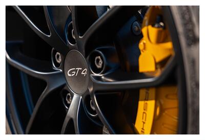 2023 Porsche 718 Cayman GT4   - Photo 8 - Rancho Cordova, CA 95742