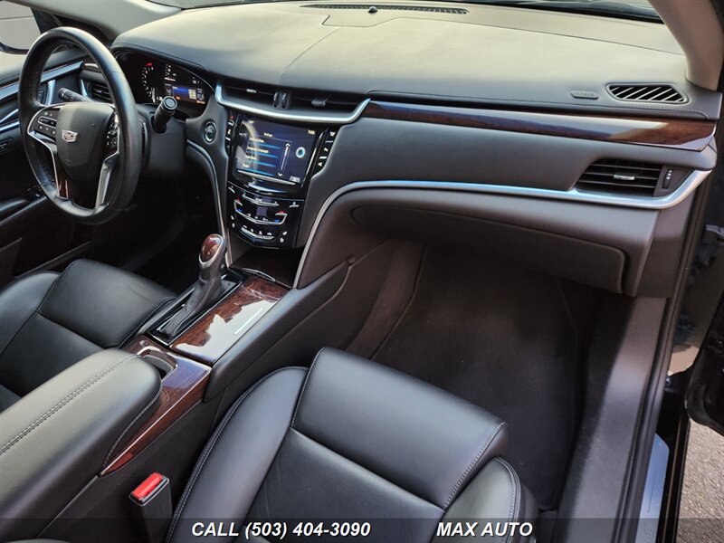 2016 Cadillac XTS Luxury photo