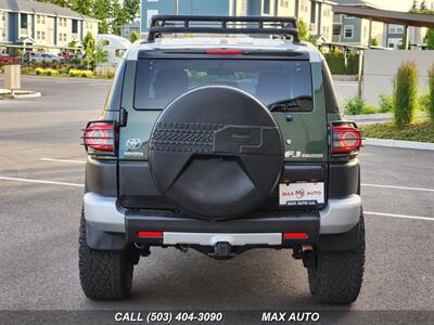 2012 Toyota FJ Cruiser   - Photo 7 - Portland, OR 97211