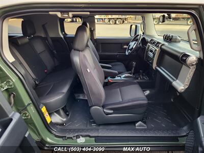 2012 Toyota FJ Cruiser   - Photo 19 - Portland, OR 97211