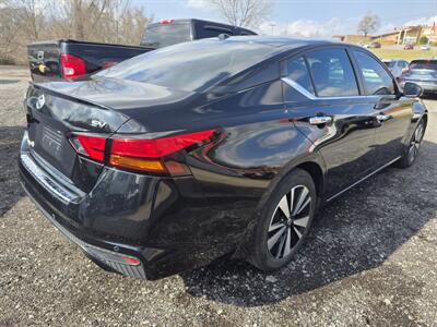 2021 Nissan Altima 2.5 SV   - Photo 3 - Waverly, TN 37185