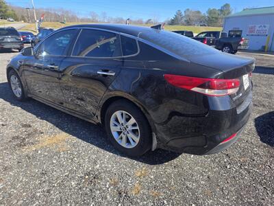 2016 Kia Optima LX   - Photo 3 - Waverly, TN 37185