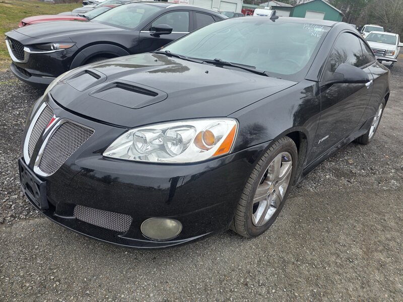 2008 Pontiac G6 GXP   - Photo 1 - Waverly, TN 37185