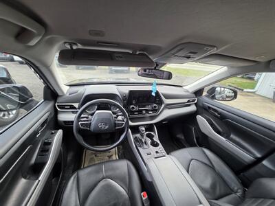 2023 Toyota Highlander L   - Photo 6 - Waverly, TN 37185