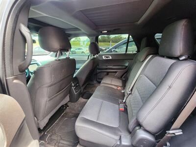 2015 Ford Explorer XLT   - Photo 6 - Waverly, TN 37185
