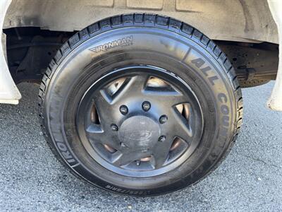 2008 Ford E-150  Econoline Cargo Van - Photo 8 - Gresham, OR 97030