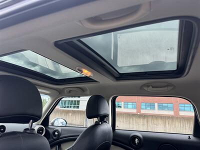 2012 MINI Cooper Countryman S ALL4  AWD Manual - Photo 33 - Gresham, OR 97030