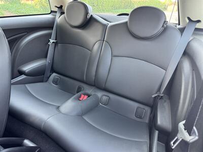 2012 MINI Cooper Hardtop S   - Photo 17 - Gresham, OR 97030