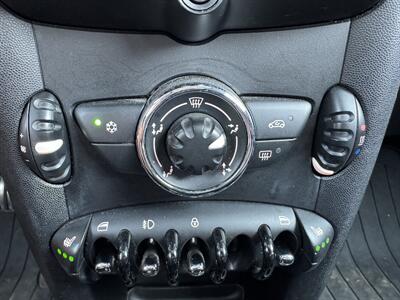 2012 MINI Cooper Hardtop S   - Photo 22 - Gresham, OR 97030