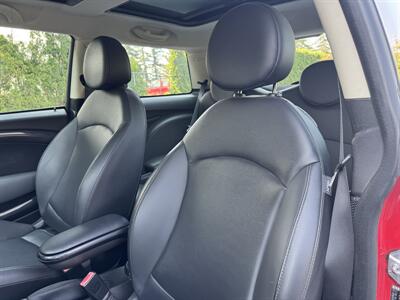 2012 MINI Cooper Hardtop S   - Photo 16 - Gresham, OR 97030