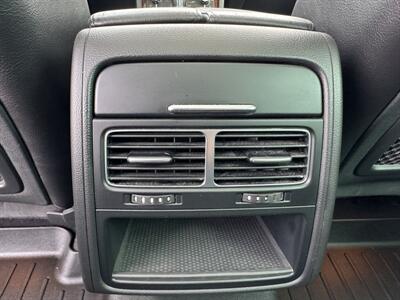 2012 Volkswagen Touareg TDI Sport  Lux AWD - Photo 29 - Gresham, OR 97030
