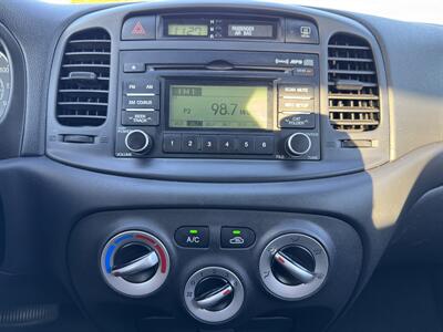 2009 Hyundai Accent GS  Hatchback - Photo 20 - Gresham, OR 97030