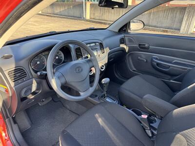 2009 Hyundai Accent GS  Hatchback - Photo 10 - Gresham, OR 97030