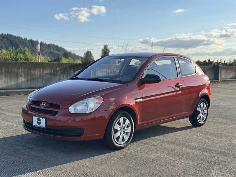 2009 Hyundai Accent GS  Hatchback - Photo 1 - Gresham, OR 97030
