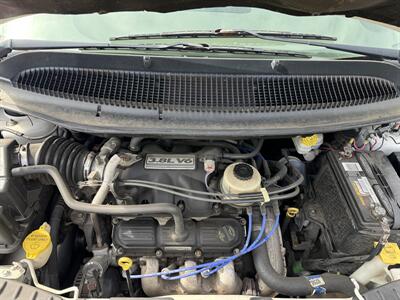 2006 Dodge Grand Caravan SXT  w/ STO-N-GO - Photo 29 - Gresham, OR 97030