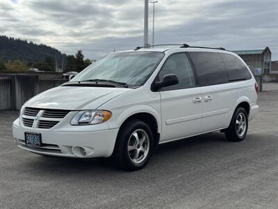 2006 Dodge Grand Caravan SXT  w/ STO-N-GO - Photo 1 - Gresham, OR 97030