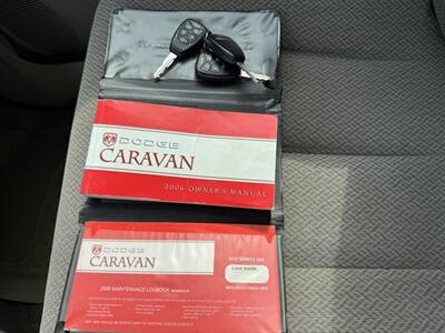 2006 Dodge Grand Caravan SXT  w/ STO-N-GO - Photo 28 - Gresham, OR 97030