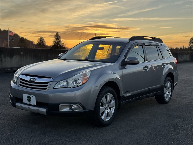 2011 Subaru Outback 2.5i Premium  AWD