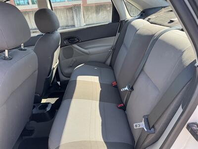 2007 Ford Focus ZX4 SE   - Photo 14 - Gresham, OR 97030