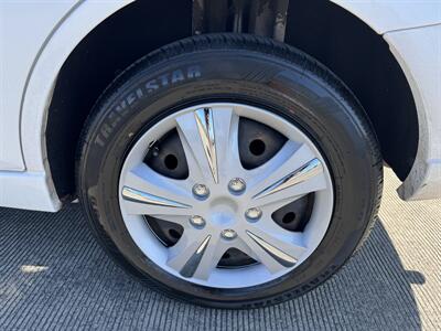 2007 Ford Focus ZX4 SE   - Photo 9 - Gresham, OR 97030