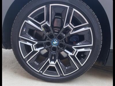 2024 BMW i5 M60   - Photo 35 - Chesterfield, MO 63005