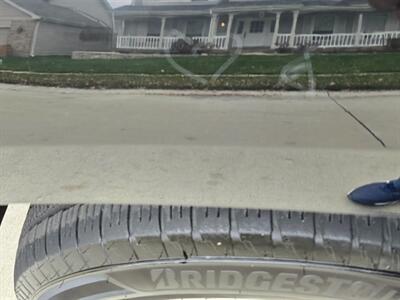 2015 Chevrolet Suburban LT   - Photo 36 - Chesterfield, MO 63005