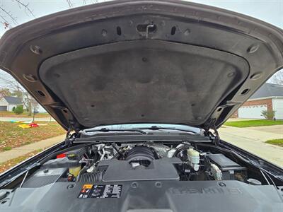 2015 Chevrolet Suburban LT   - Photo 32 - Chesterfield, MO 63005