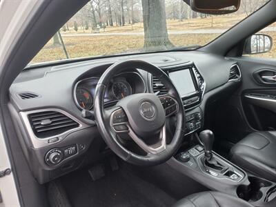 2019 Jeep Cherokee Limited   - Photo 2 - Chesterfield, MO 63005