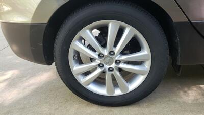 2011 Hyundai TUCSON Limited   - Photo 16 - Chesterfield, MO 63005