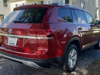 2018 Volkswagen Atlas V6 SE 4Motion   - Photo 6 - Chesterfield, MO 63005