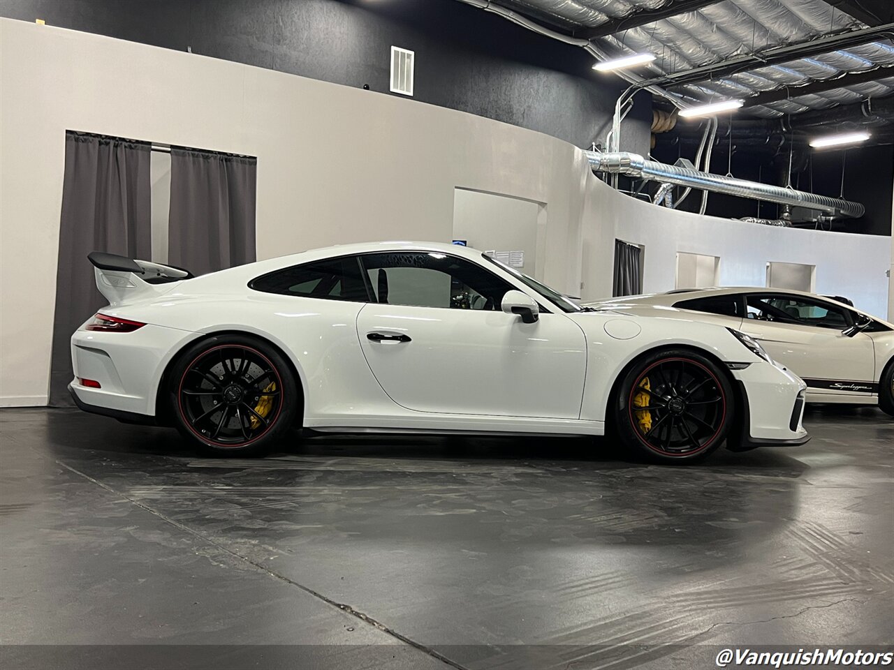 2018 Porsche 911 GT3  *MANUAL* 991.2   - Photo 72 - Concord, CA 94520
