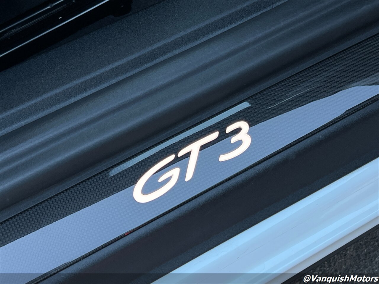 2018 Porsche 911 GT3  *MANUAL* 991.2   - Photo 63 - Concord, CA 94520