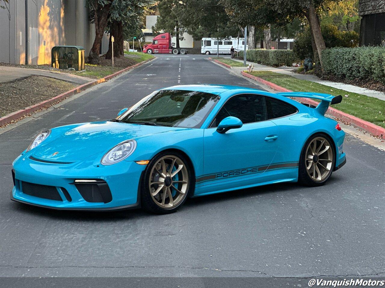 2018 Porsche 911 GT3 * MIAMI BLUE * MANUAL *   - Photo 93 - Concord, CA 94520