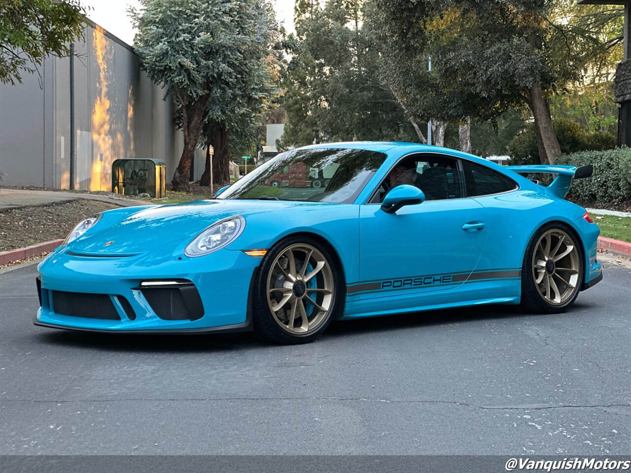 2018 Porsche 911 GT3 * MIAMI BLUE * MANUAL *   - Photo 92 - Concord, CA 94520
