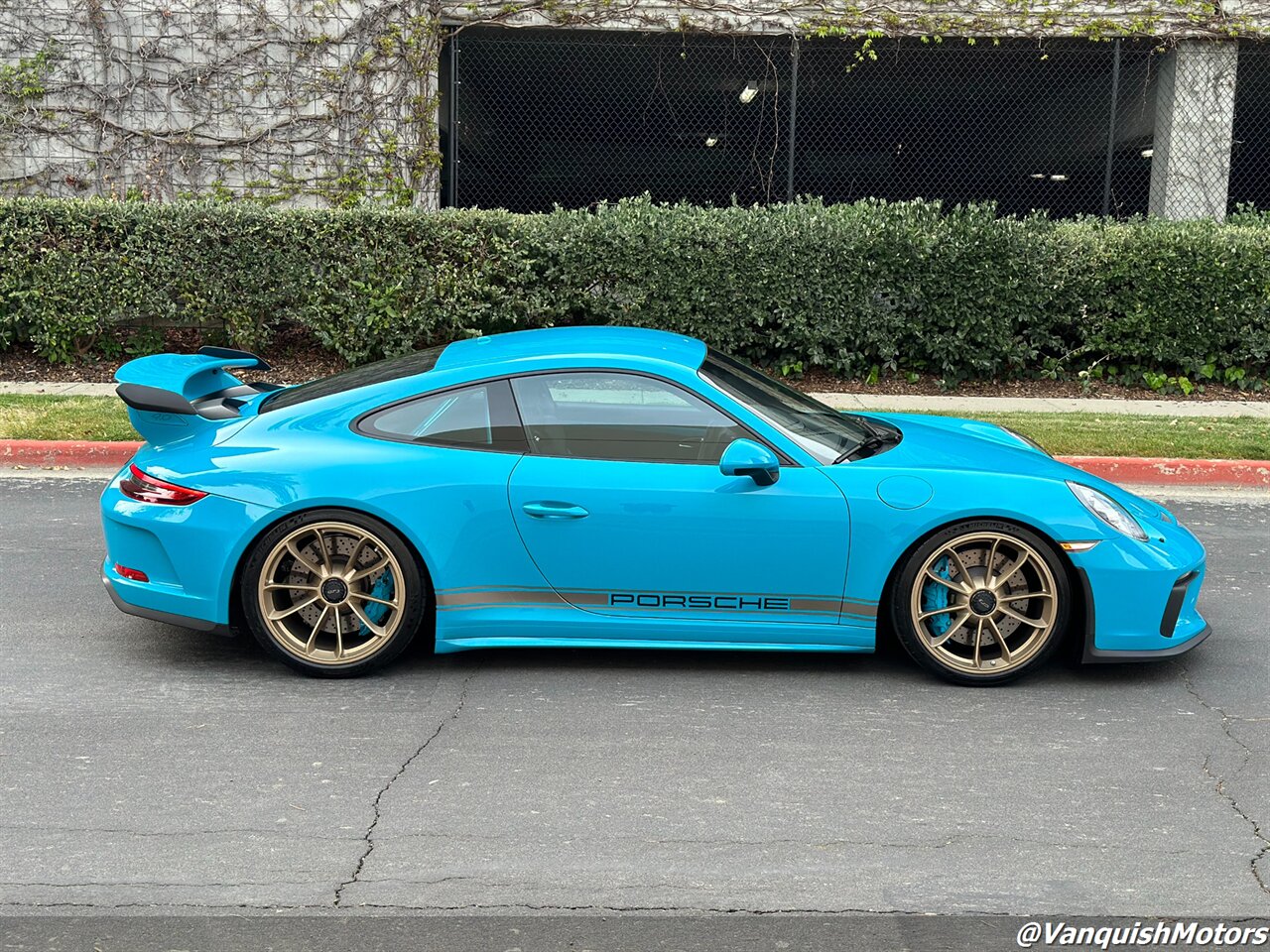 2018 Porsche 911 GT3 * MIAMI BLUE * MANUAL *   - Photo 29 - Concord, CA 94520