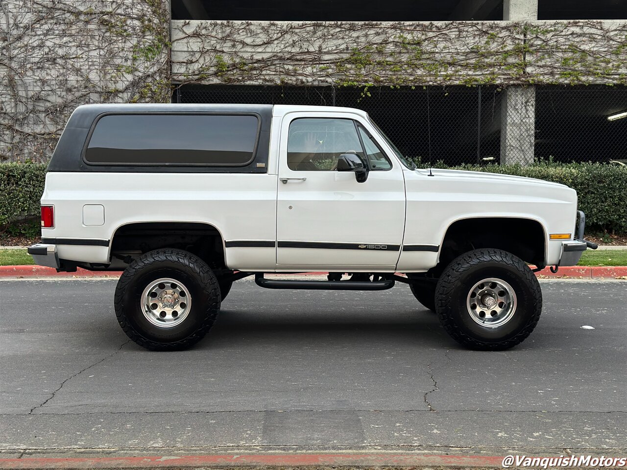 1990 Chevrolet Blazer K5 V1500 SILVERADO 4x4 * REMOVABLE TOP *   - Photo 5 - Concord, CA 94520