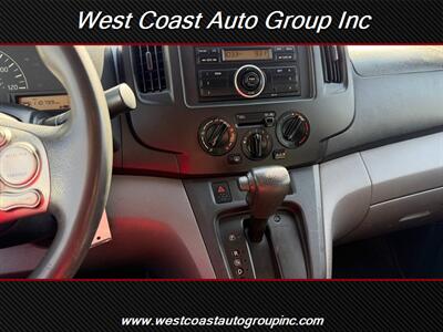 2015 Nissan NV200 SV - Photo 10 - Costa Mesa, CA 92626