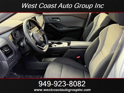 2022 Nissan Rogue SV - Photo 6 - Costa Mesa, CA 92626