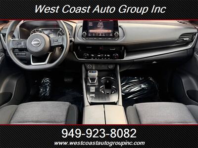 2022 Nissan Rogue SV - Photo 5 - Costa Mesa, CA 92626
