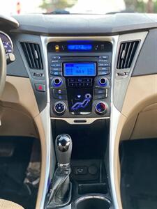 2012 Hyundai SONATA GLS   - Photo 16 - Costa Mesa, CA 92626