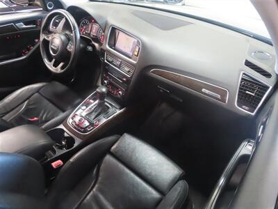 2013 Audi Q5 2.0T quattro Premium   - Photo 6 - Costa Mesa, CA 92626
