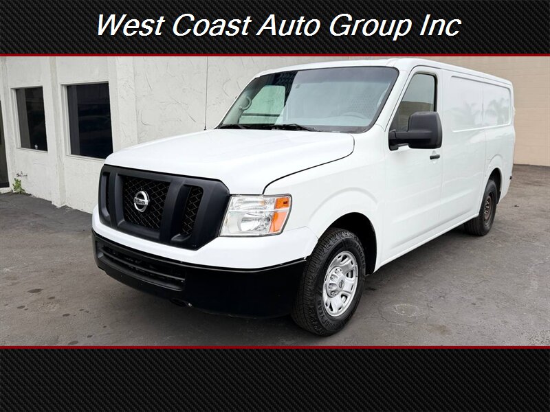2016 Nissan NV 2500 HD SL  