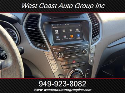 2017 Hyundai SANTA FE SE - Photo 20 - Costa Mesa, CA 92626